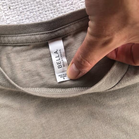 Hocus Pocus and Chill Graphic T-shirt Women’s Size Small Halloween Binx Billy - Picture 3 of 6